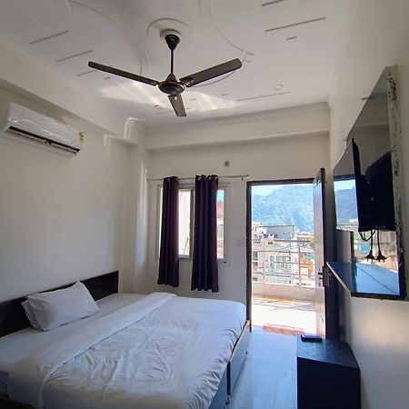Hotel Aman Rishīkesh Rom bilde